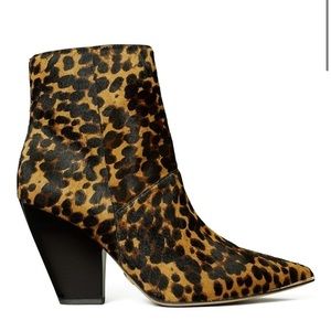 NEW Tory Burch Lila Leopard Print Calf Hair Ankle Boots Size 6.5
